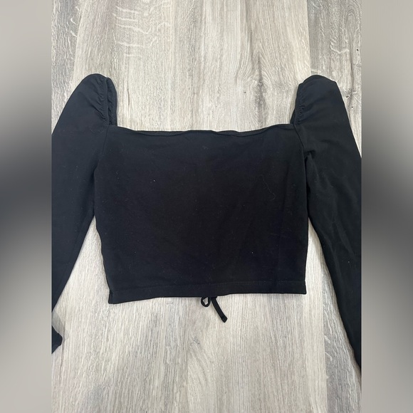 Aritzia TNA tie front long sleeve top, size Xs, black - Picture 3 of 4